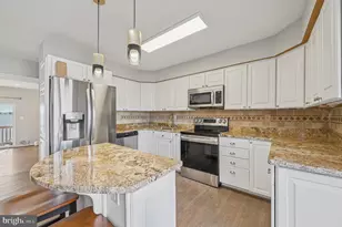 120 Villa Capri Cir, Essex, MD 21221 - Photo 7