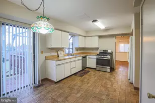 7617 Seven Mile Ln, Baltimore, MD 21208 - Photo 17