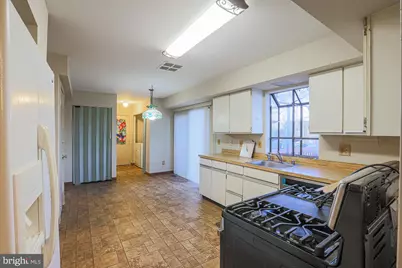 7617 7 Mile Lane, Baltimore, MD 21208 - Photo 17