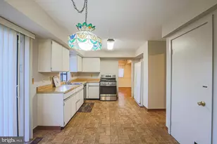 7617 Seven Mile Ln, Baltimore, MD 21208 - Photo 15