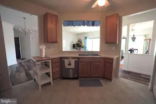 5082 Brightleaf Ct, Baltimore, MD 21237 - Photo 9