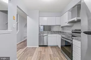 2412 Potterfield, Windsor Mill, MD 21244 - Photo 9