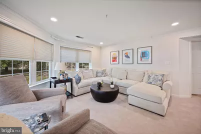 9136 Ruth Elder Lane #9136, Pikesville, MD 21208 - Photo 5