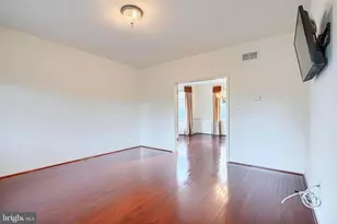 11 Talbott Ave, Lutherville Timonium, MD 21093 - Photo 9