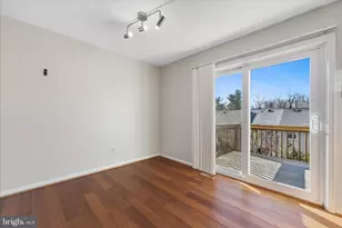 5816 Richardson Mews Square, Baltimore, MD 21227 - Photo 9