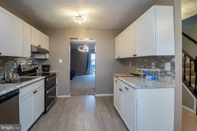 3902 Hunt Harbor, Middle River, MD 21220 - Photo 5