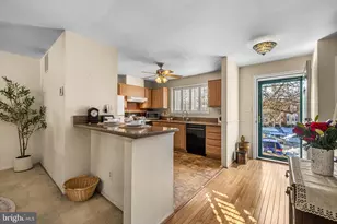 24 Boulder Ct, Cockeysville, MD 21030 - Photo 5