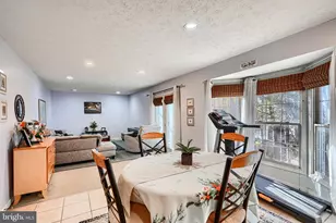 4 High Side Ct, Owings Mills, MD 21117 - Photo 9