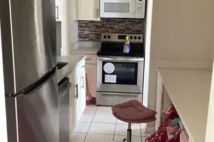 28 Allegheny Ave, Towson, MD 21204 - Photo 13