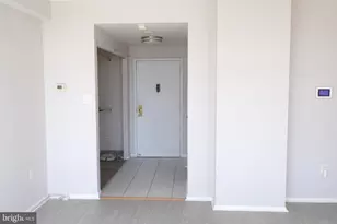 28 Allegheny Ave, Towson, MD 21204 - Photo 5