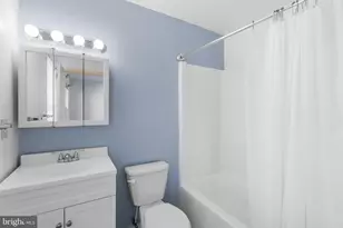 19 Piedmont Ct, Baltimore, MD 21227 - Photo 11