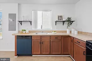 313 Homberg Ave, Baltimore, MD 21221 - Photo 13