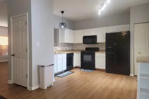 37 Gunfalls Garth, Baltimore, MD 21236 - Photo 7