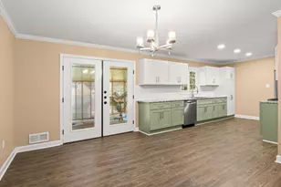 201 Suter Rd, Catonsville, MD 21228 - Photo 13