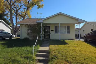 17 Propeller Dr, Baltimore, MD 21220 - Photo 1