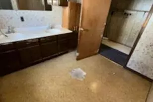 17 Propeller Dr, Baltimore, MD 21220 - Photo 13