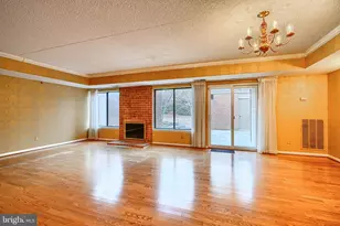 17 Oak Hampton Dr, Lutherville Timonium, MD 21093 - Photo 11