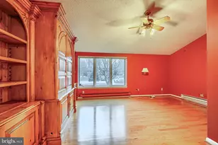 17 Oak Hampton Dr, Lutherville Timonium, MD 21093 - Photo 17