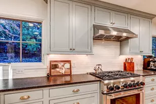 11129 Falls Rd, Lutherville Timonium, MD 21093 - Photo 19