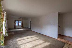 317 S Stuart St, Essex, MD 21221 - Photo 7