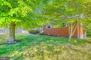 3204 Timberfield Ln, Pikesville, MD 21208 - Photo 3