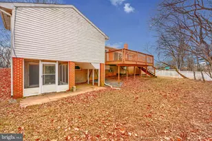 3204 Timberfield Ln, Pikesville, MD 21208 - Photo 3