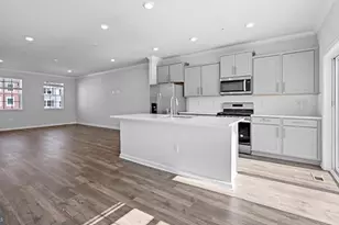 5013 Silver Oak Dr, Rosedale, MD 21237 - Photo 11