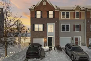 8449 Stansbury Lake Dr, Baltimore, MD 21222 - Photo 3