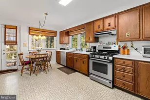 1706 Kurtz Ave, Lutherville Timonium, MD 21093 - Photo 15