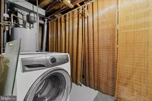 6415 Falkirk Rd, Baltimore, MD 21239 - Photo 17