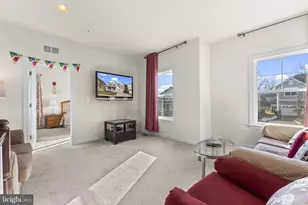 27 Eden Terrace Ln, Catonsville, MD 21228 - Photo 15