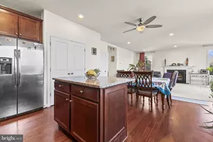 27 Eden Terrace Ln, Catonsville, MD 21228 - Photo 11