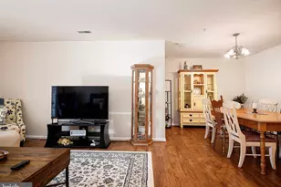 3901 Hannon Ct, Baltimore, MD 21236 - Photo 9