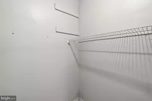 8 Peachtree Ct, Baltimore, MD 21208 - Photo 25