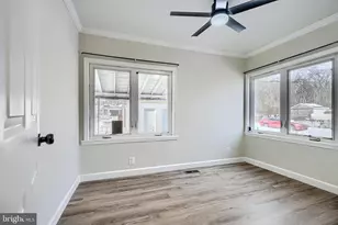 910 Renfrew St, Baltimore, MD 21221 - Photo 17