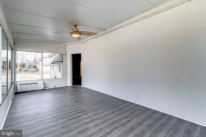 300 Lorraine Avenue, Baltimore, MD 21221 - Photo 9