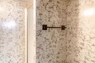 300 Lorraine Ave, Baltimore, MD 21221 - Photo 29