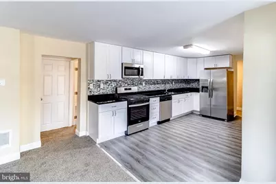 300 Lorraine Avenue, Baltimore, MD 21221 - Photo 7