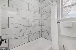 100 Shipway, Dundalk, MD 21222 - Photo 23