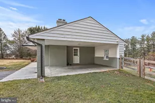 19028 Graystone Rd, White Hall, MD 21161 - Photo 5