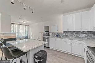 400 Symphony Cir, Cockeysville, MD 21030 - Photo 9