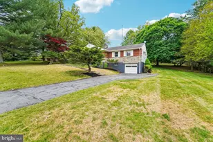 1905 Cedar Cir Dr, Baltimore, MD 21228 - Photo 3