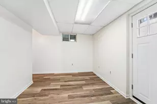 1905 Cedar Cir Dr, Baltimore, MD 21228 - Photo 27
