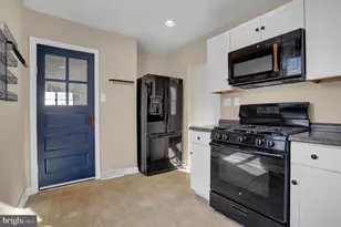 9036 Simms Ct, Parkville, MD 21234 - Photo 13