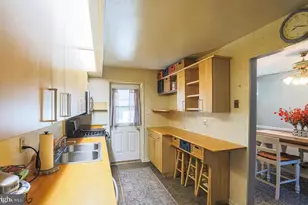 8739 Cimarron Cir, Baltimore, MD 21234 - Photo 3