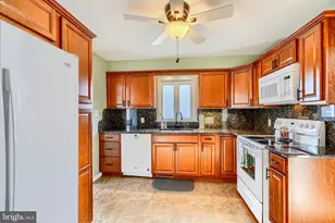 5706 Allender Rd, White Marsh, MD 21162 - Photo 17