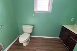 2715 Hammonds Ferry Rd, Halethorpe, MD 21227 - Photo 7