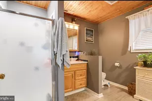 215 Nanticoke Rd, Essex, MD 21221 - Photo 17