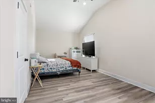 214 Oakwood Rd, Dundalk, MD 21222 - Photo 17