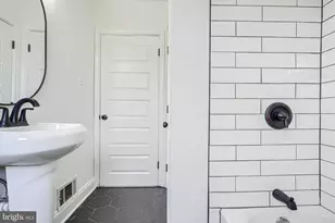 1028 Winsford Rd, Towson, MD 21204 - Photo 37